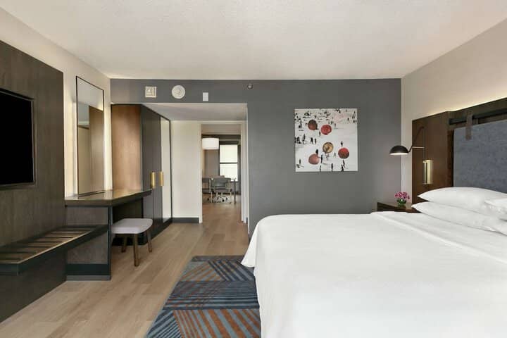 Room 17 of 101