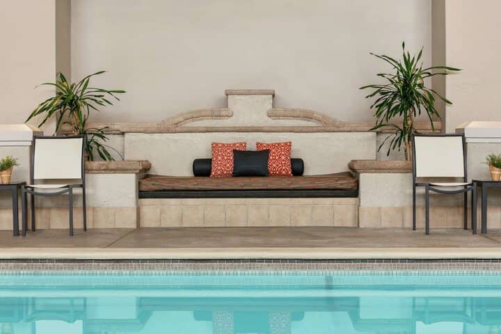 Pool 40 of 101